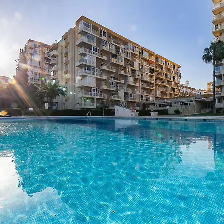 Sun Coast -- Superb With 4 Pools, Gardens & Breakfast
