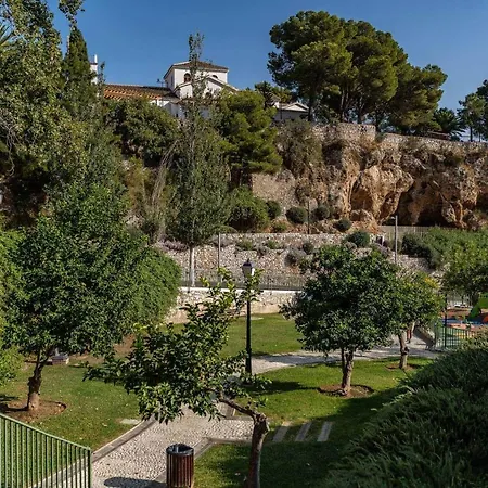 Sun Coast -- Superb With 4 Pools, Gardens & Breakfast Appartement